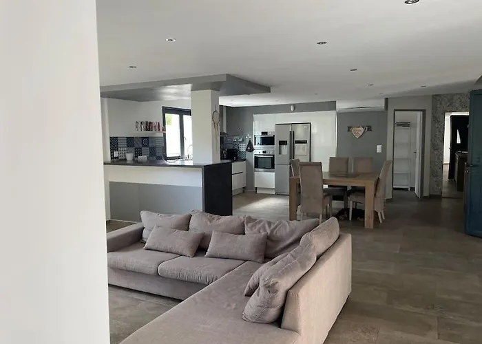 3 Avec Piscine Privative Villa