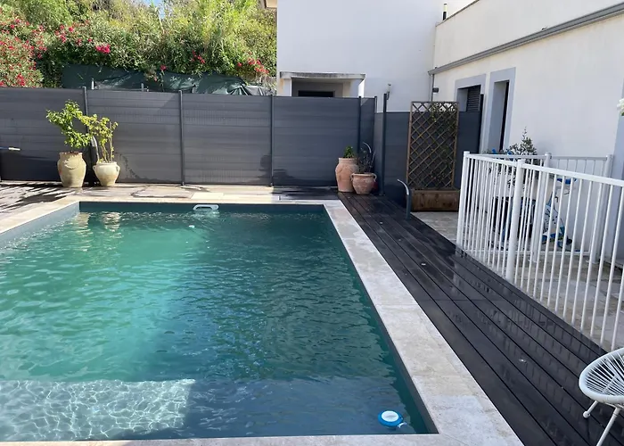 3 Avec Piscine Privative Villa