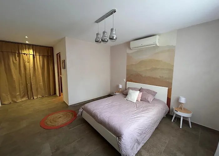 3 Avec Piscine Privative Ajaccio (Corsica)