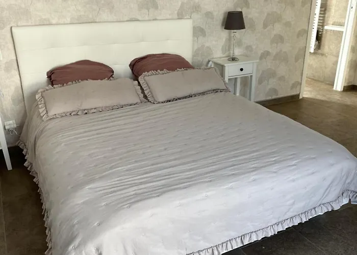 3 Avec Piscine Privative *