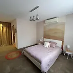 3 Avec Piscine Privative Αζάτσιο
