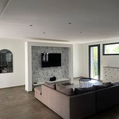 3 Avec Piscine Privative